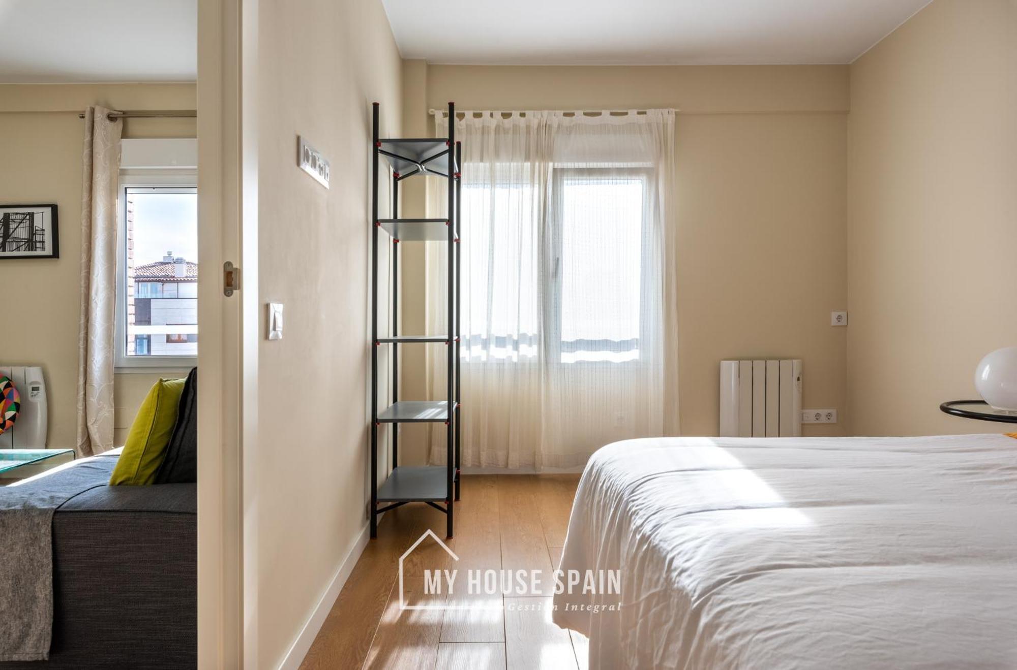 Myhousespain - Radiante Piso Junto A La Playa 기욘 외부 사진
