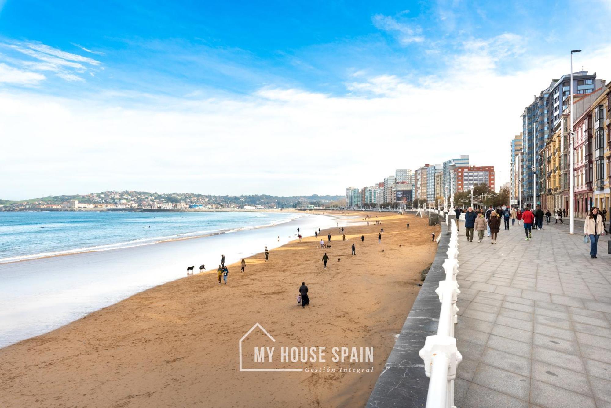 Myhousespain - Radiante Piso Junto A La Playa 기욘 외부 사진