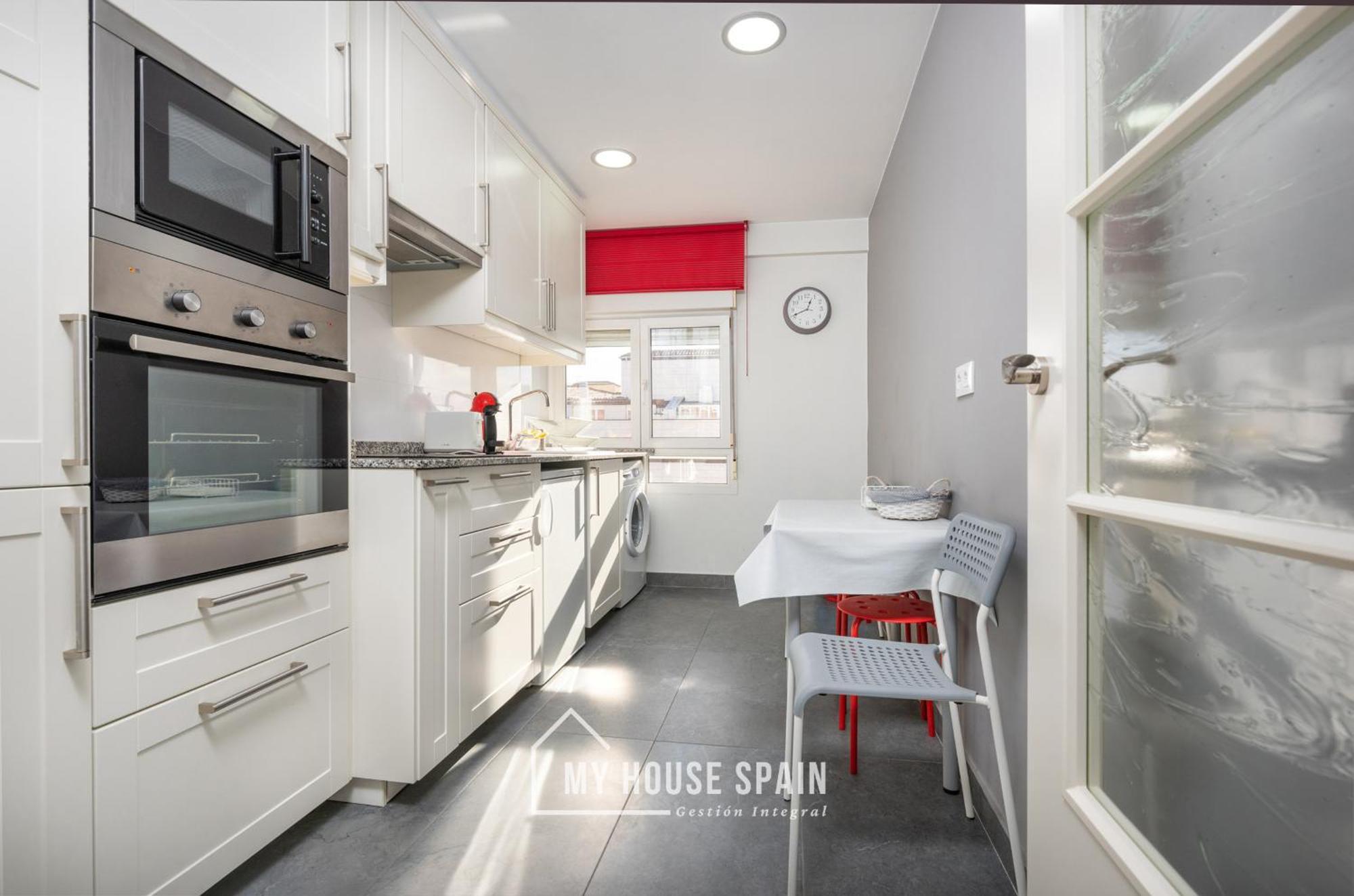 Myhousespain - Radiante Piso Junto A La Playa 기욘 외부 사진